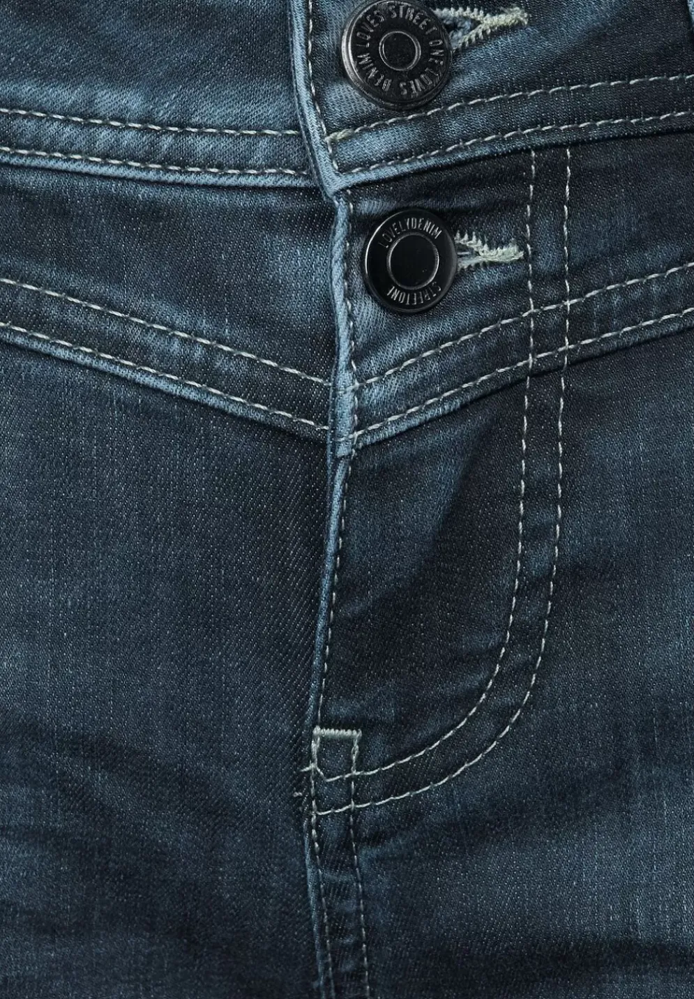 Casual Fit Jeans