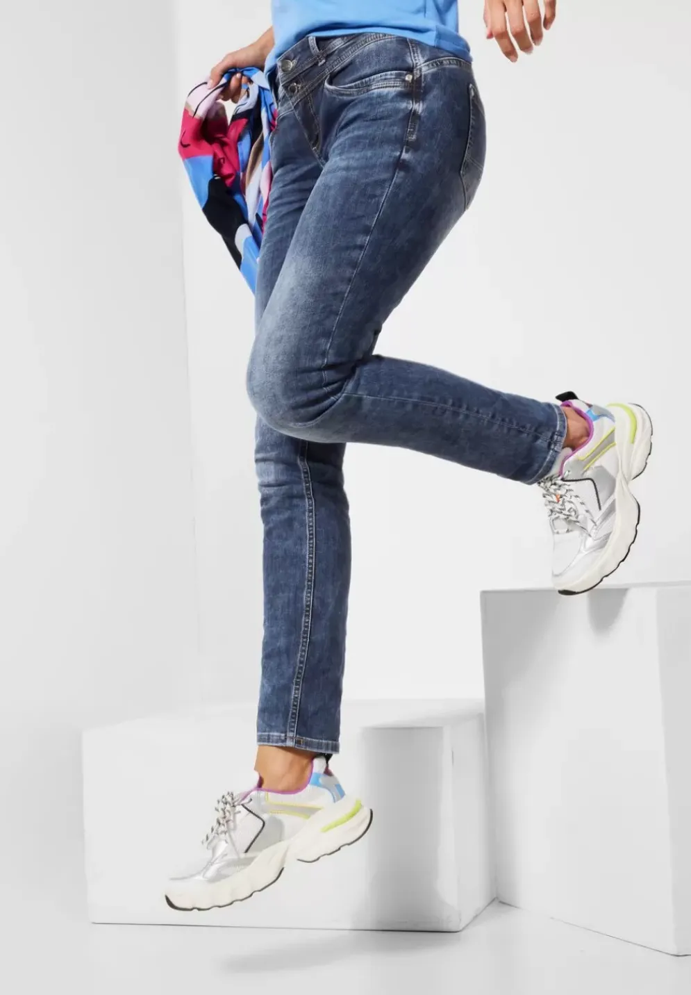 Casual Fit Jeans