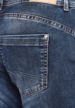 Casual Fit Jeans