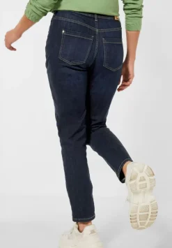 Casual Fit Jeans