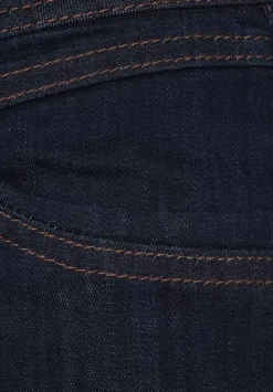 Casual Fit Jeans