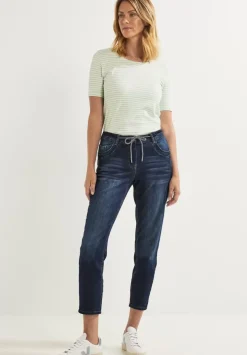 Casual Fit Jeans