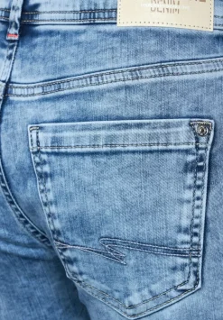Casual Fit Jeans