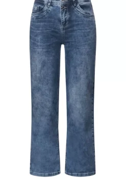 Casual Fit Jeans In 7/8