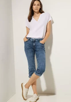 Casual Fit Jeans In 3/4
