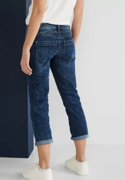 Casual Fit Jeans In 7/8