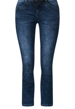 Casual Fit Jeans In 7/8