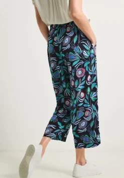 Casual Fit Printhose In 3/4