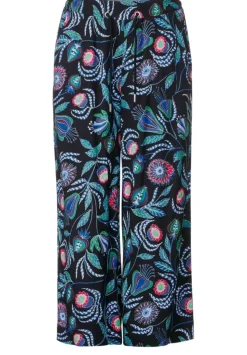Casual Fit Printhose In 3/4