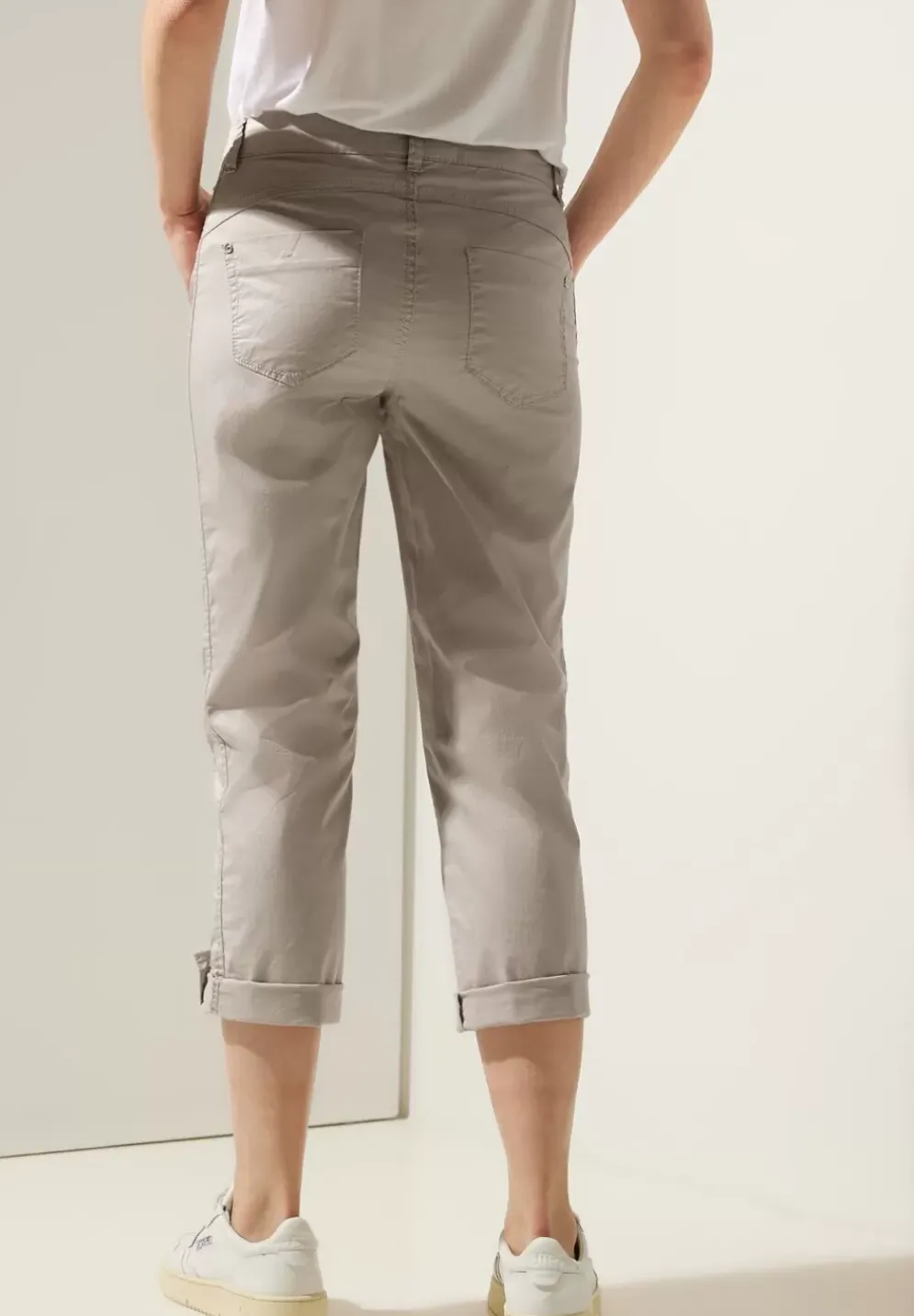 Casual Fit Turn-Up Hose