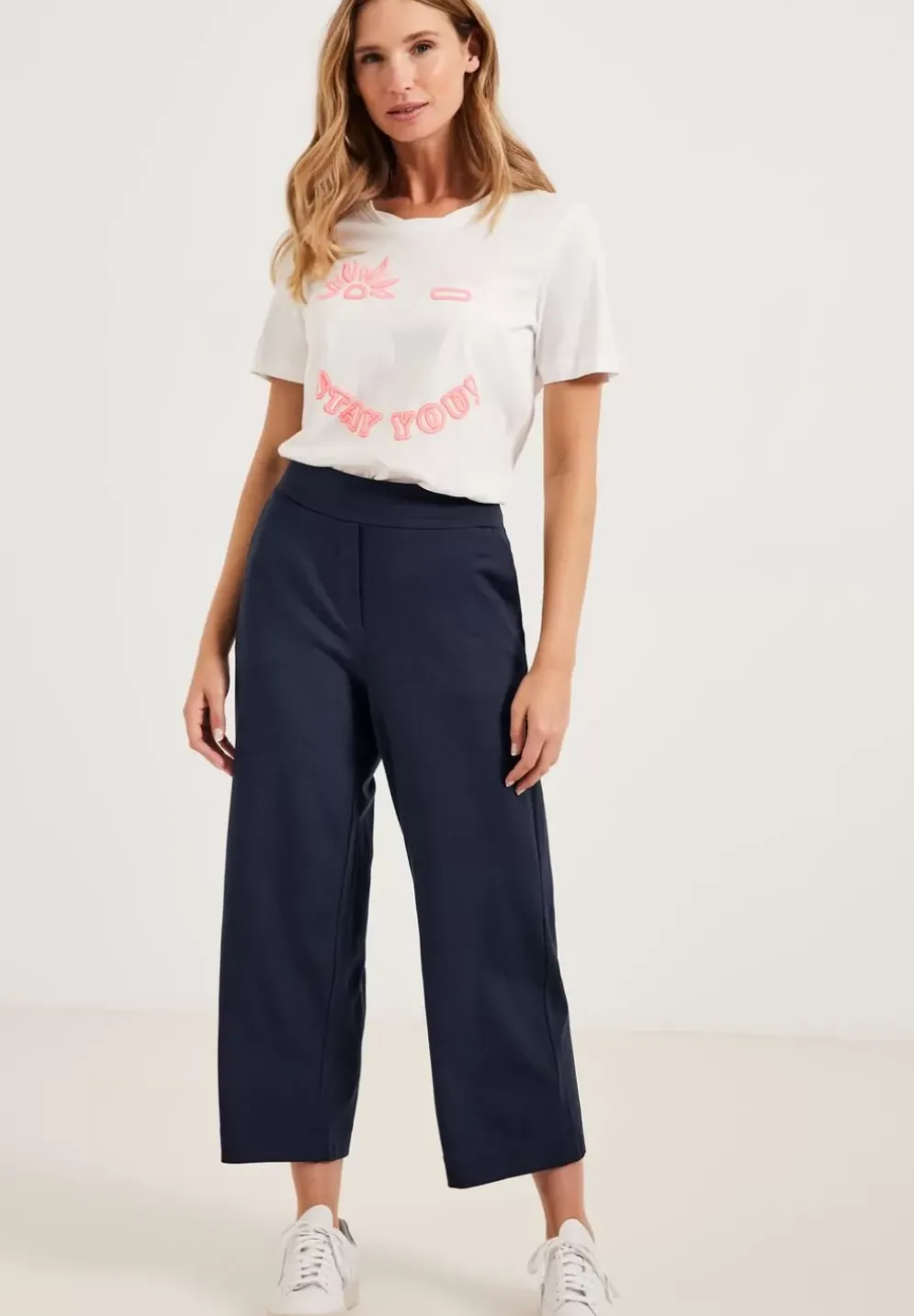 Casual Fit Wide Leg Hose