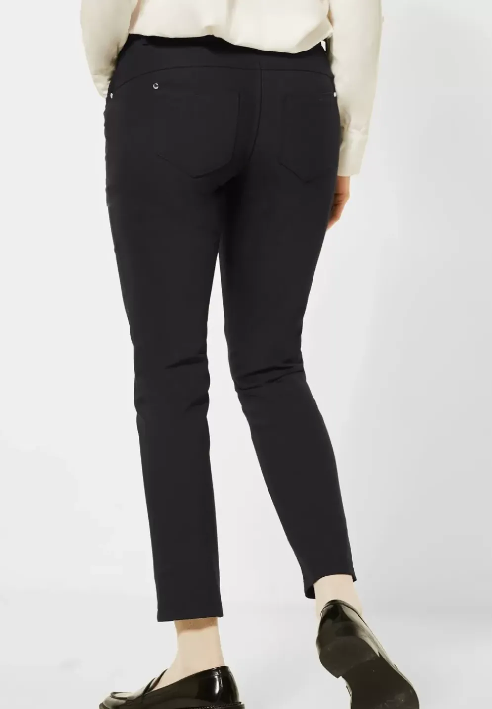 Casual-Fit Hose