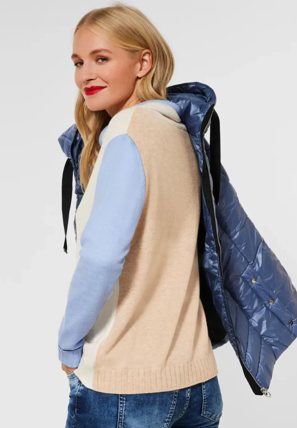 Colorblock Pullover