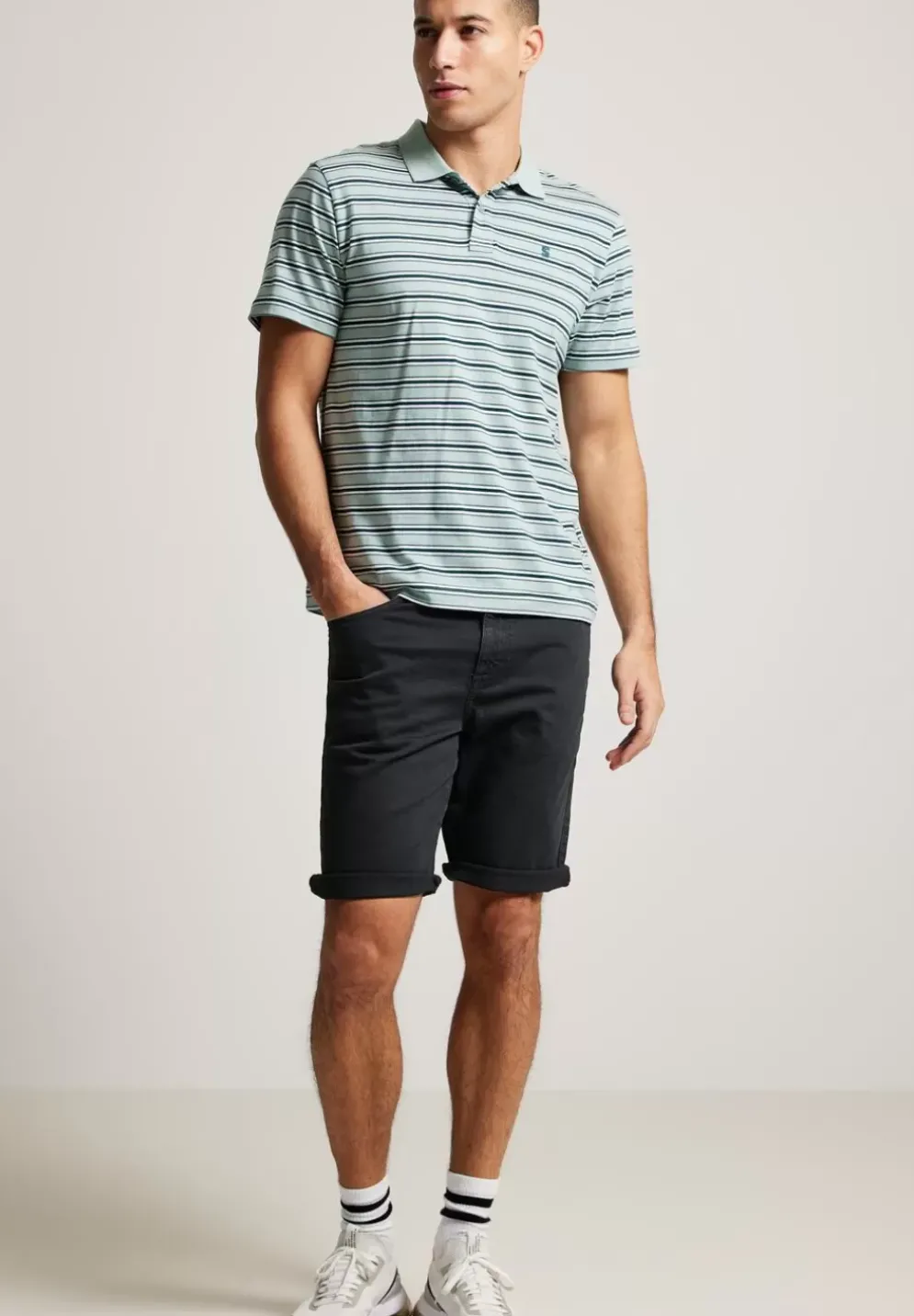 Colored Jeansshorts