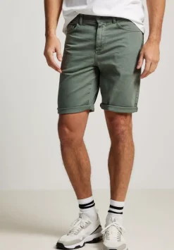 Colored Jeansshorts