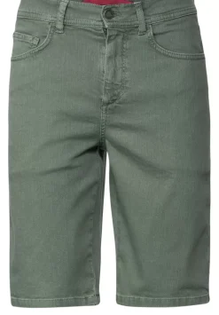 Colored Jeansshorts