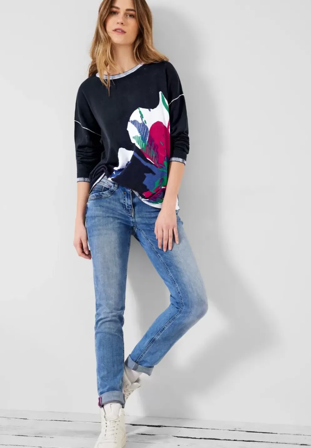 Flower Print Pullover