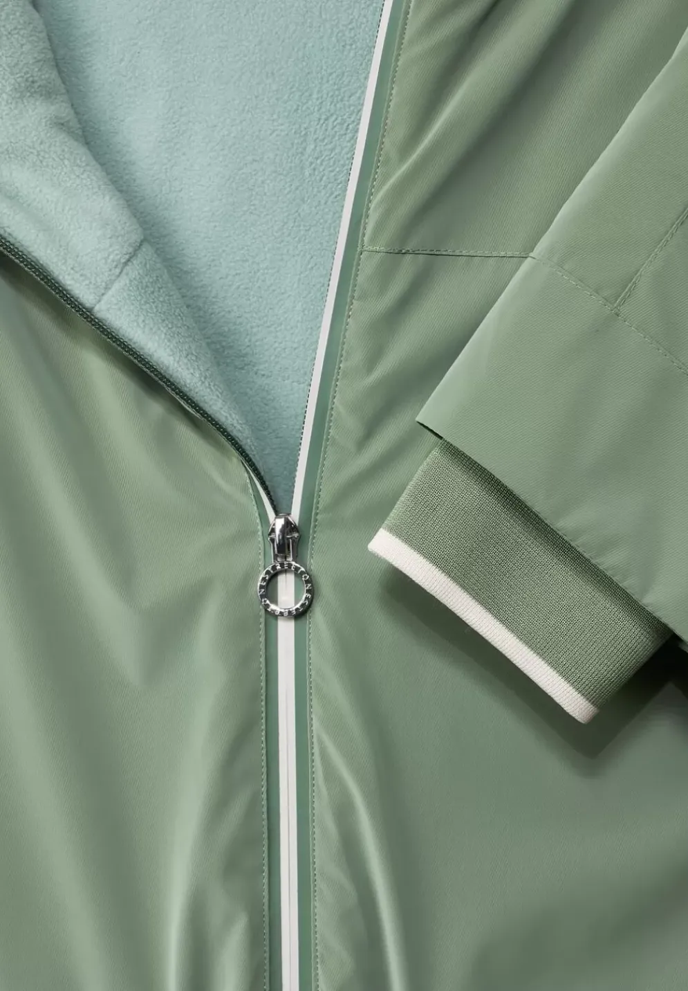 Gefutterter Kapuzenparka