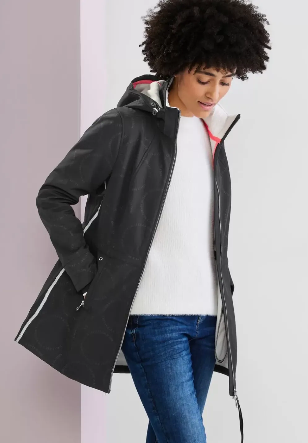 Gemusterte Softshelljacke