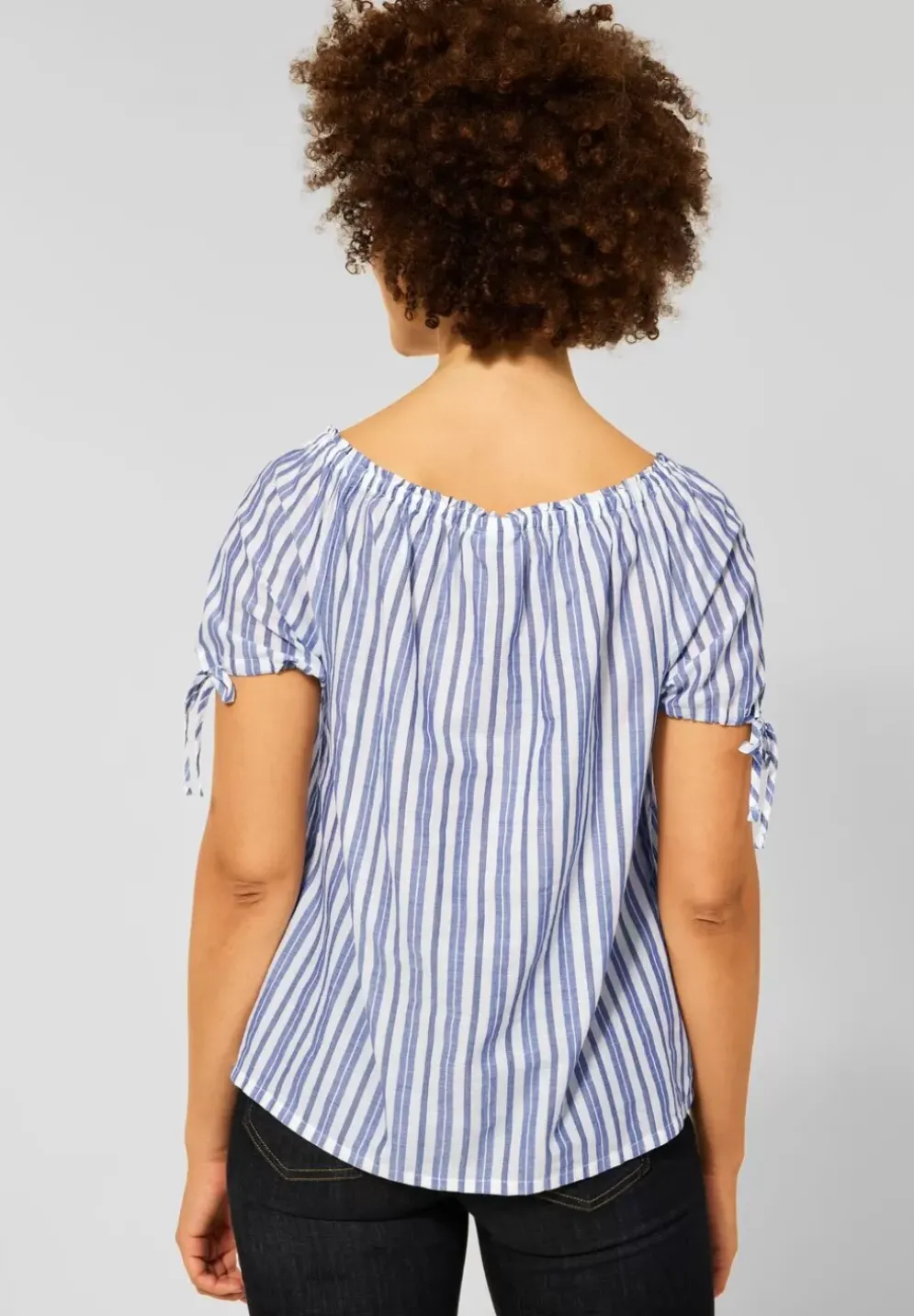 Gestreifte Carmenbluse