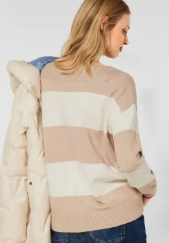 Gestreifter Pullover