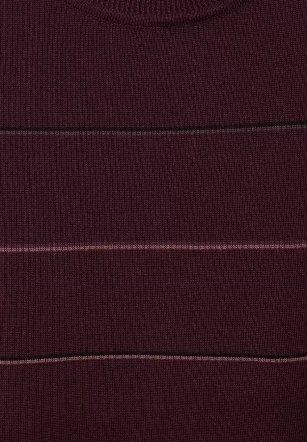 Gestreifter Strickpullover