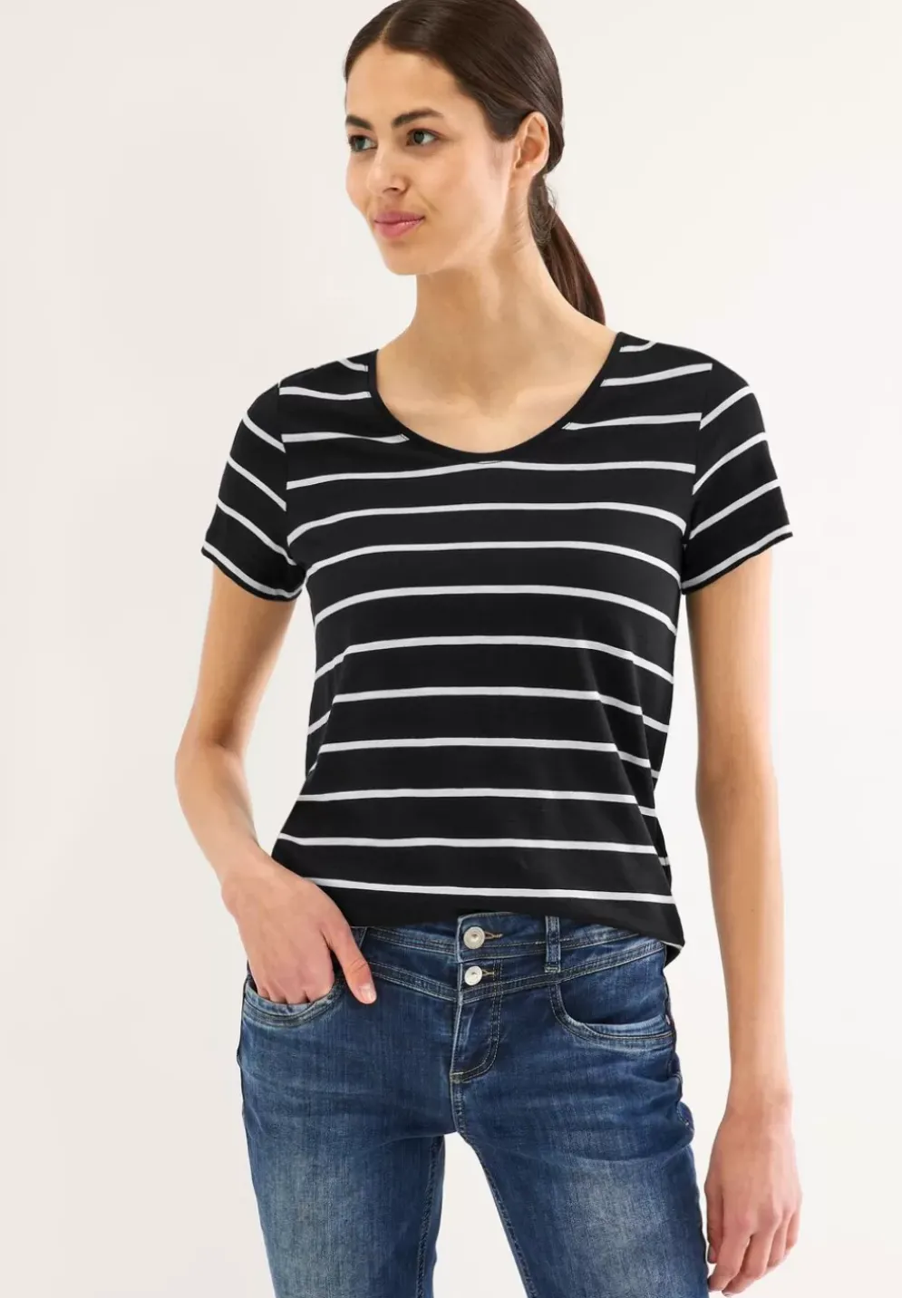 Gestreiftes T-Shirt
