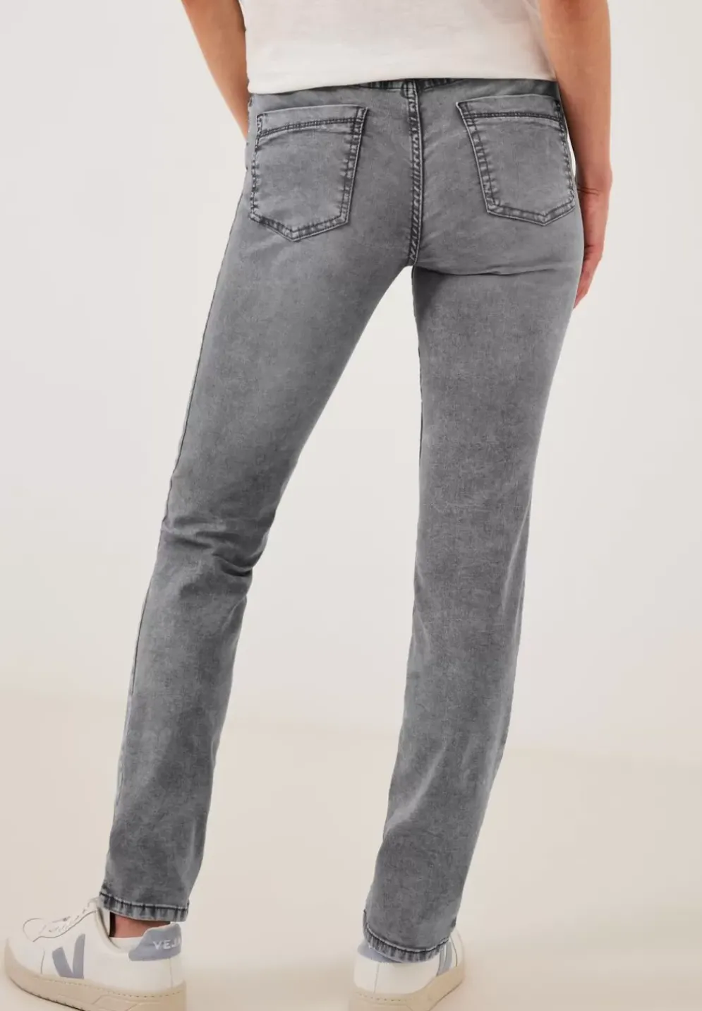 Graue Slim Fit Jeans