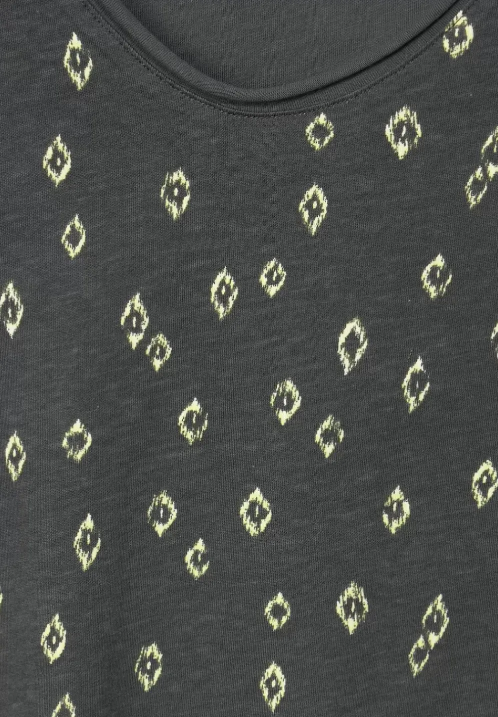 Ikat Minimalprint T-Shirt