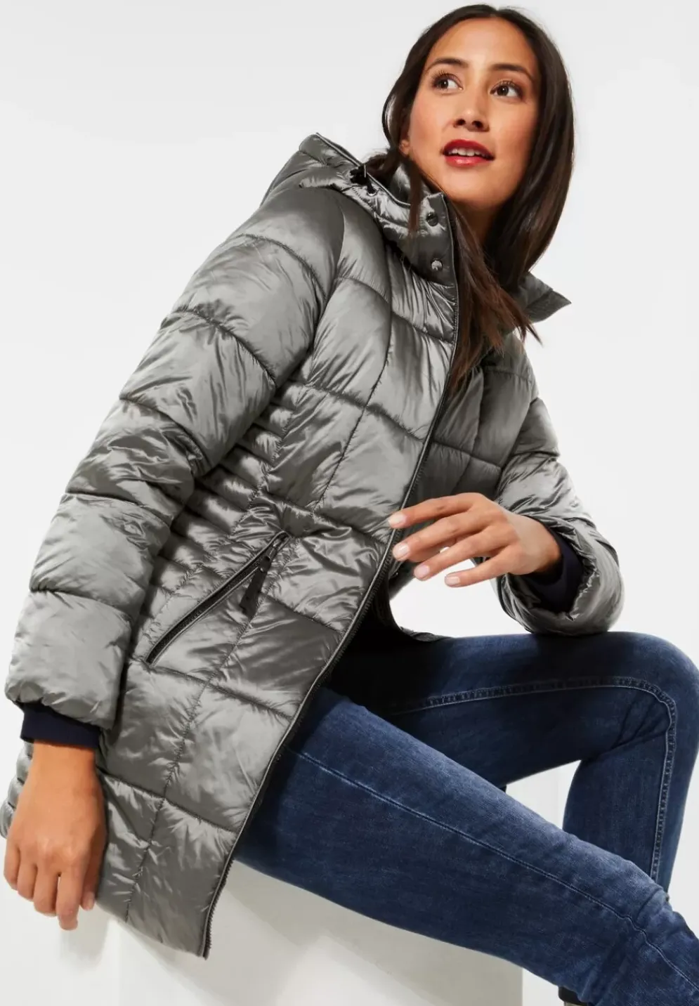 Jacke Mit Zippertaschen