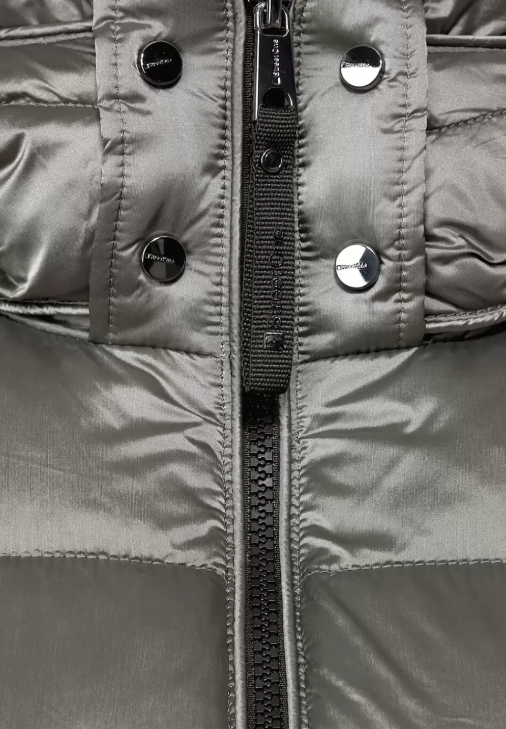 Jacke Mit Zippertaschen