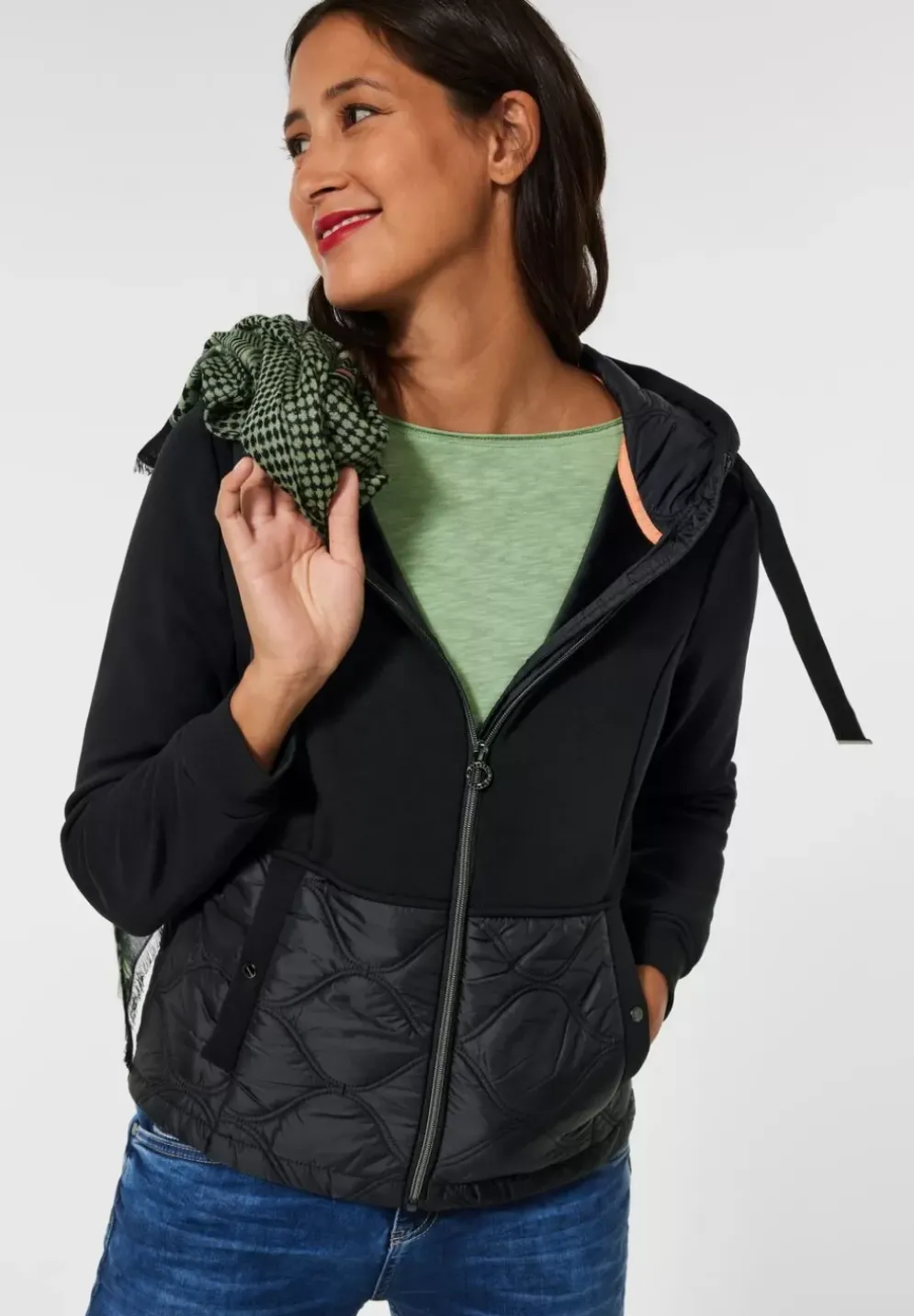 Kapuzenjacke Im Materialmix