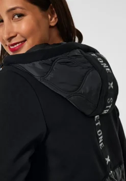 Kapuzenjacke Im Materialmix