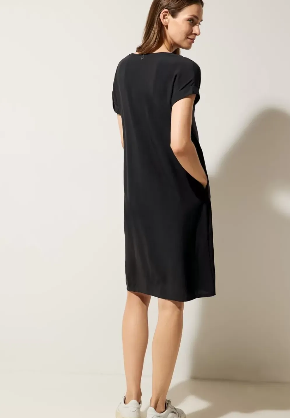 Kleid In Viskose
