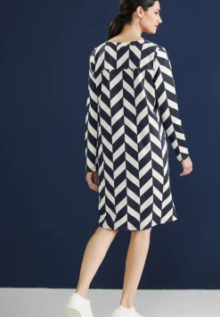 Kleid Mit Grafischem Print
