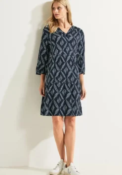 Kleid Mit Grafischem Print