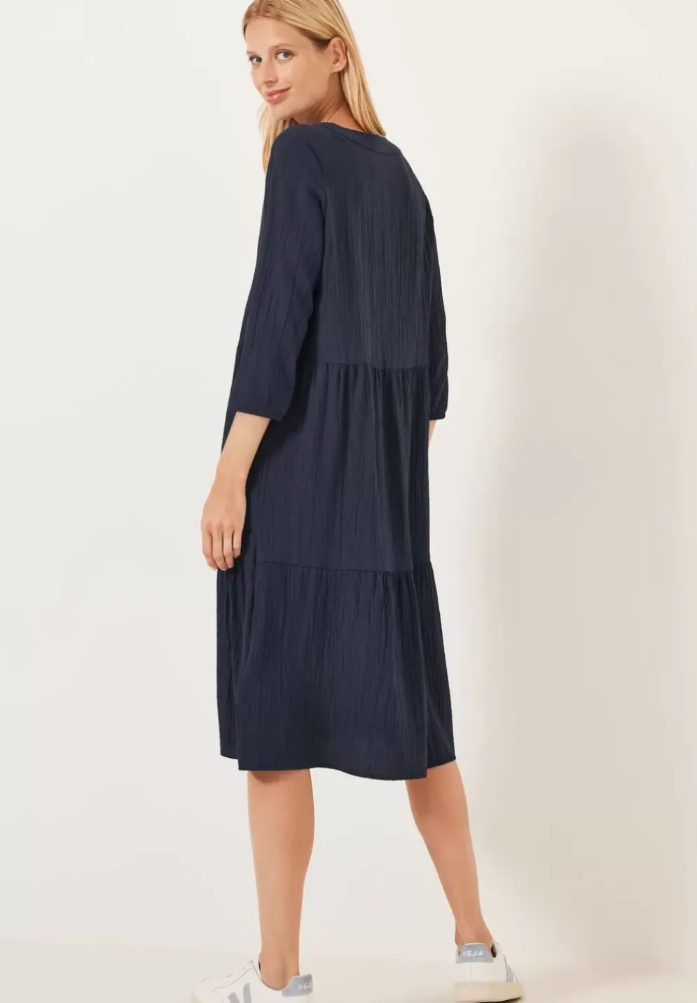 Kleid Mit Struktur