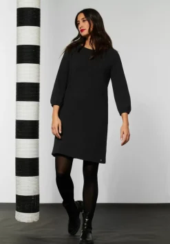 Kleid Mit Struktur