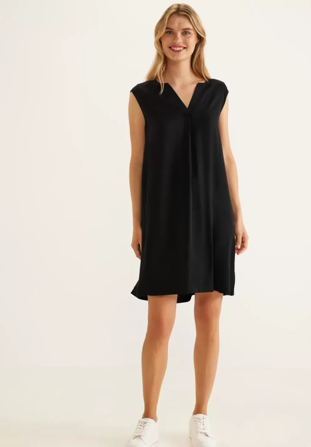 Knielanges Kleid In Viskose