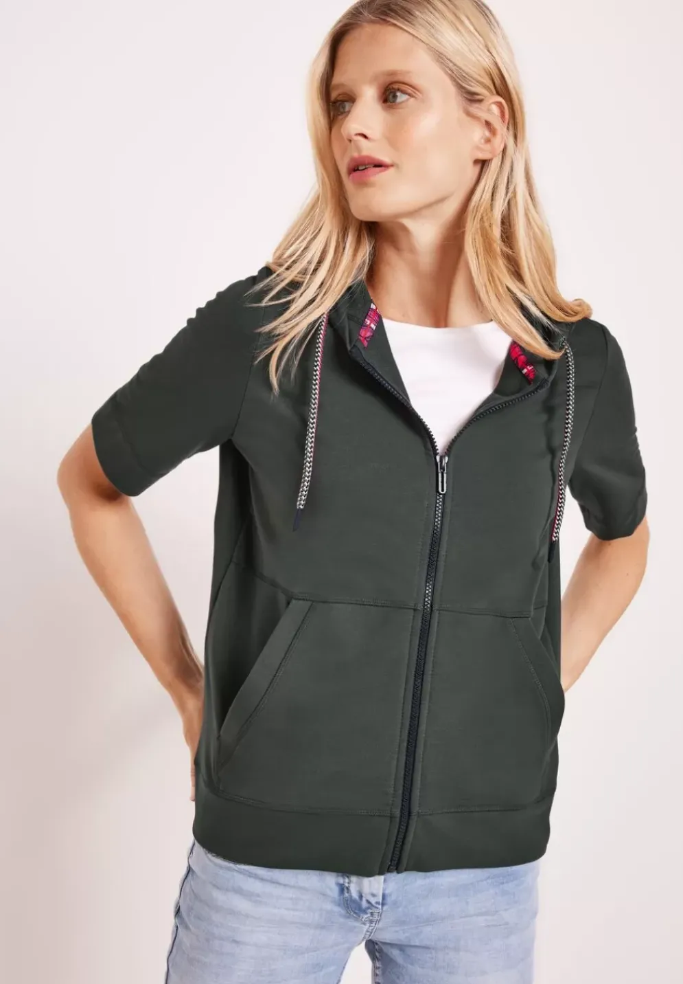Kurzarm Sweatjacke