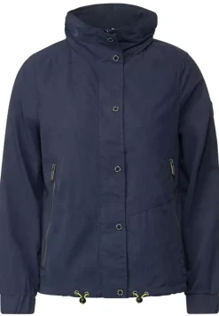 Kurze Jacke Mit Taschen