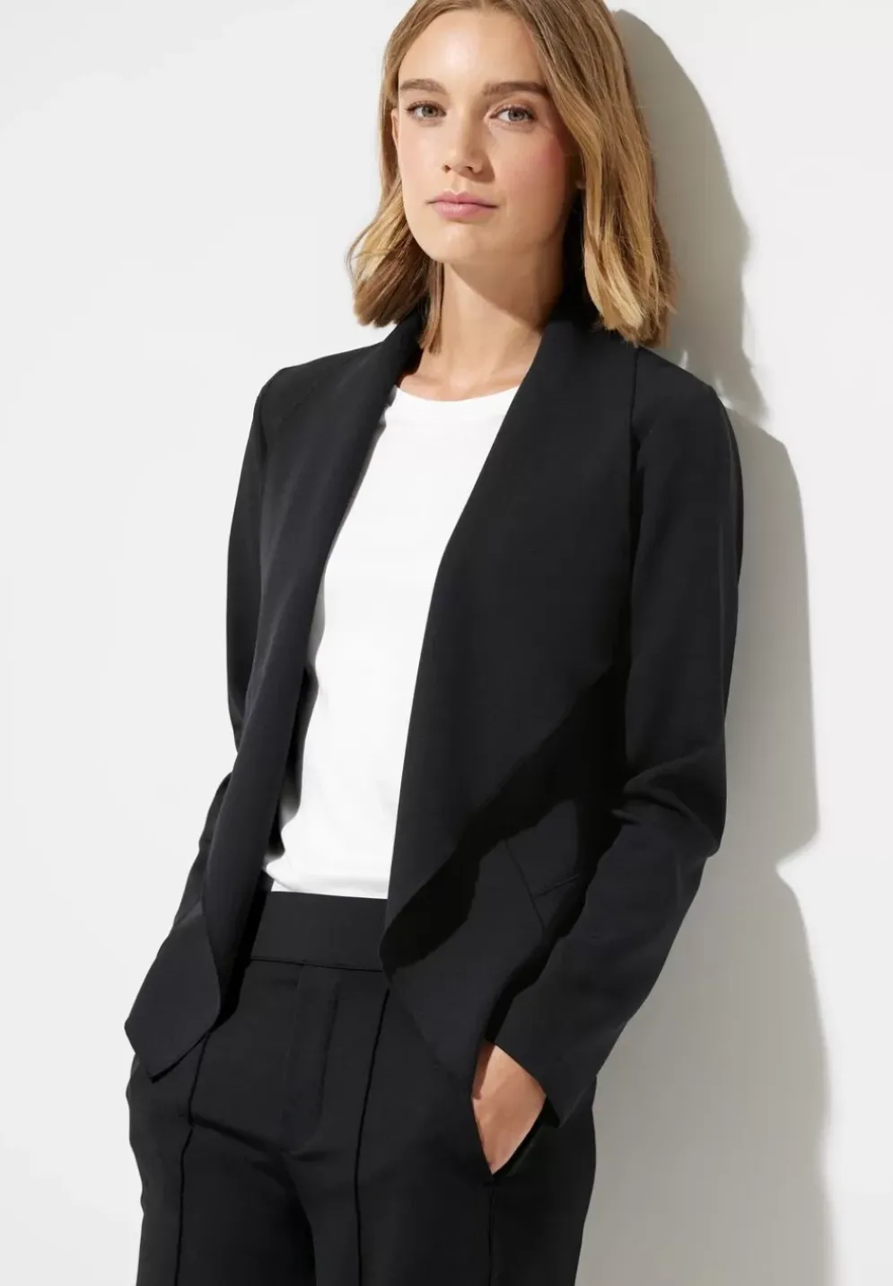 Kurzer Offener Blazer