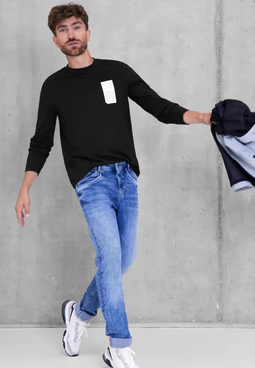 Langarmshirt Mit Brustprint