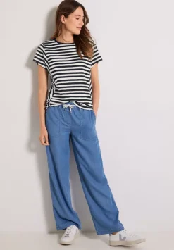 Lassiges Streifenshirt