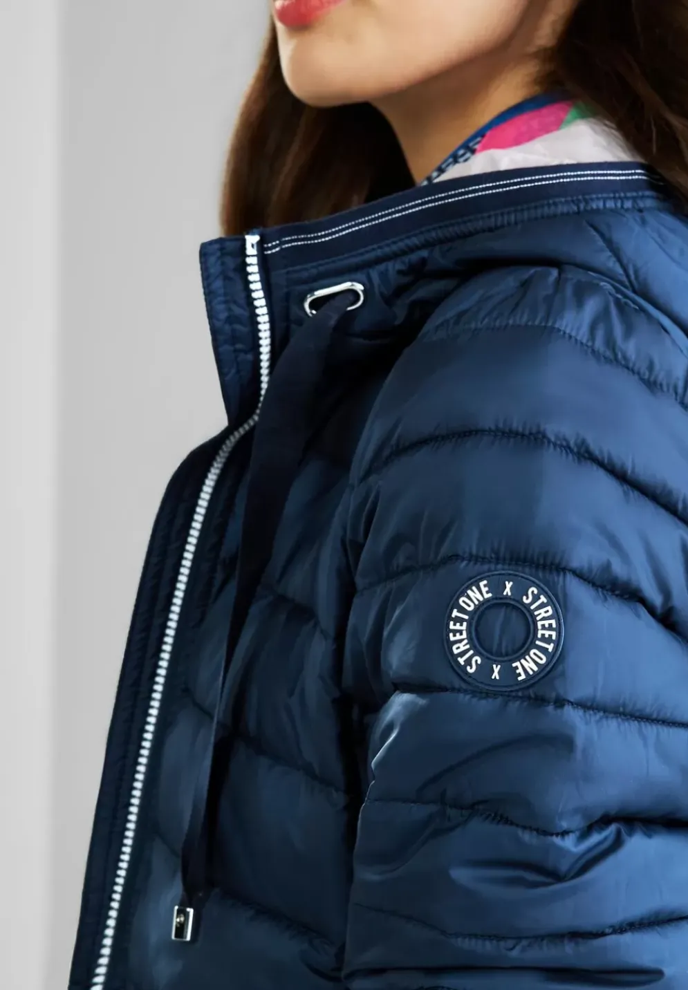 Leichte Jacke Mit Zipper