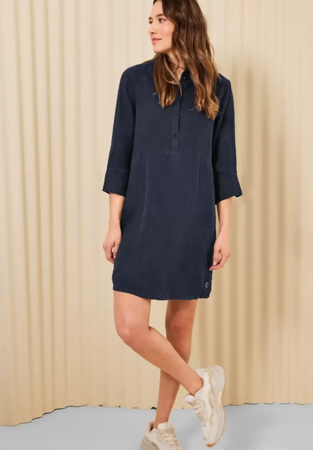 Leinenkleid Mit Knopfleiste