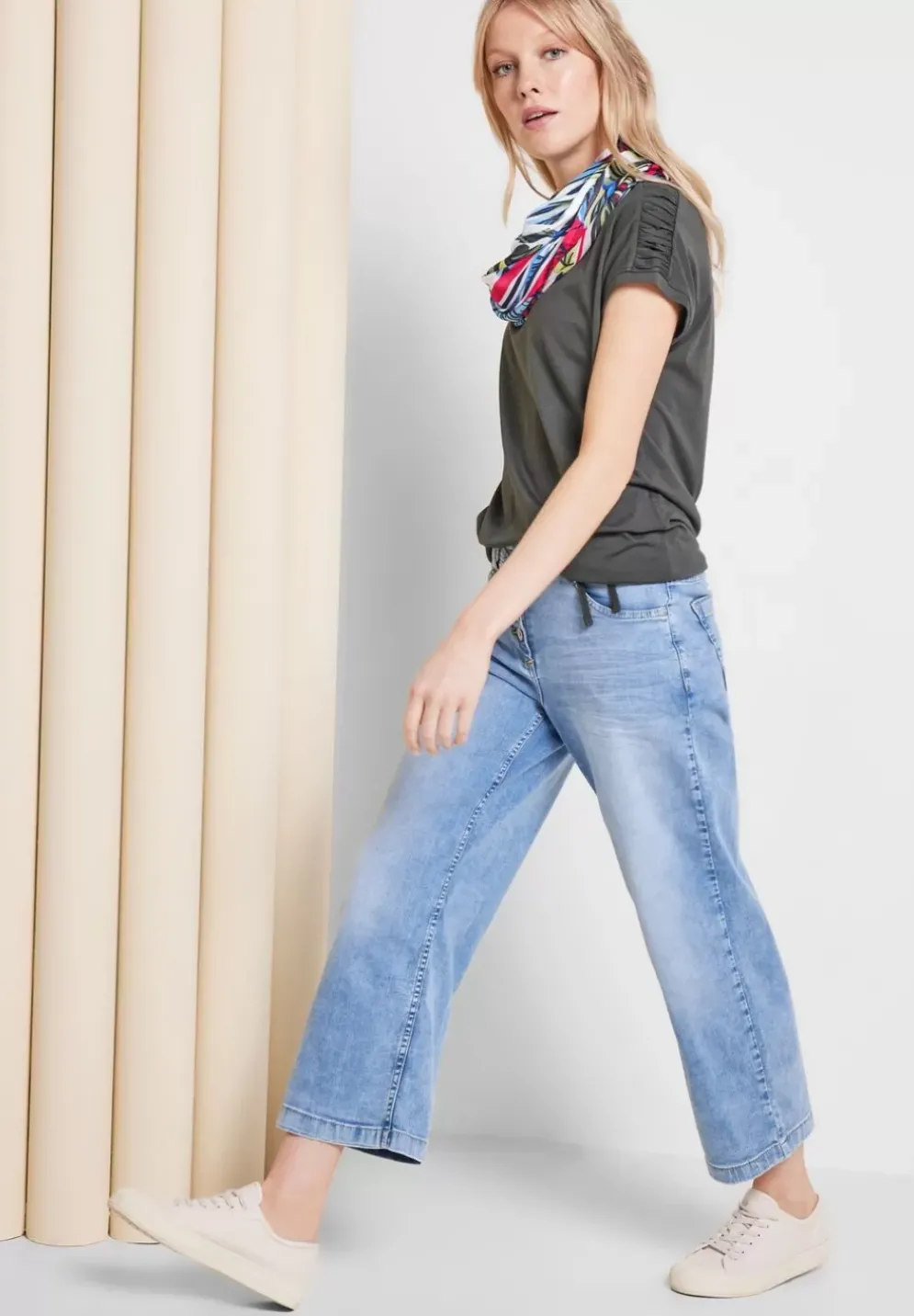 Loopschal Mit Blumenprint