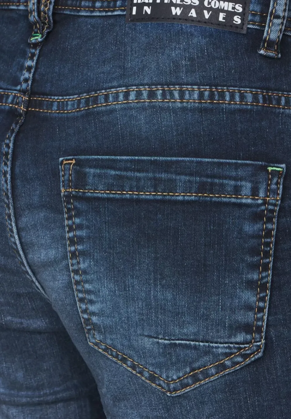 Loose Fit 3/4 Jeans