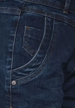 Loose Fit Boyfriend Jeans