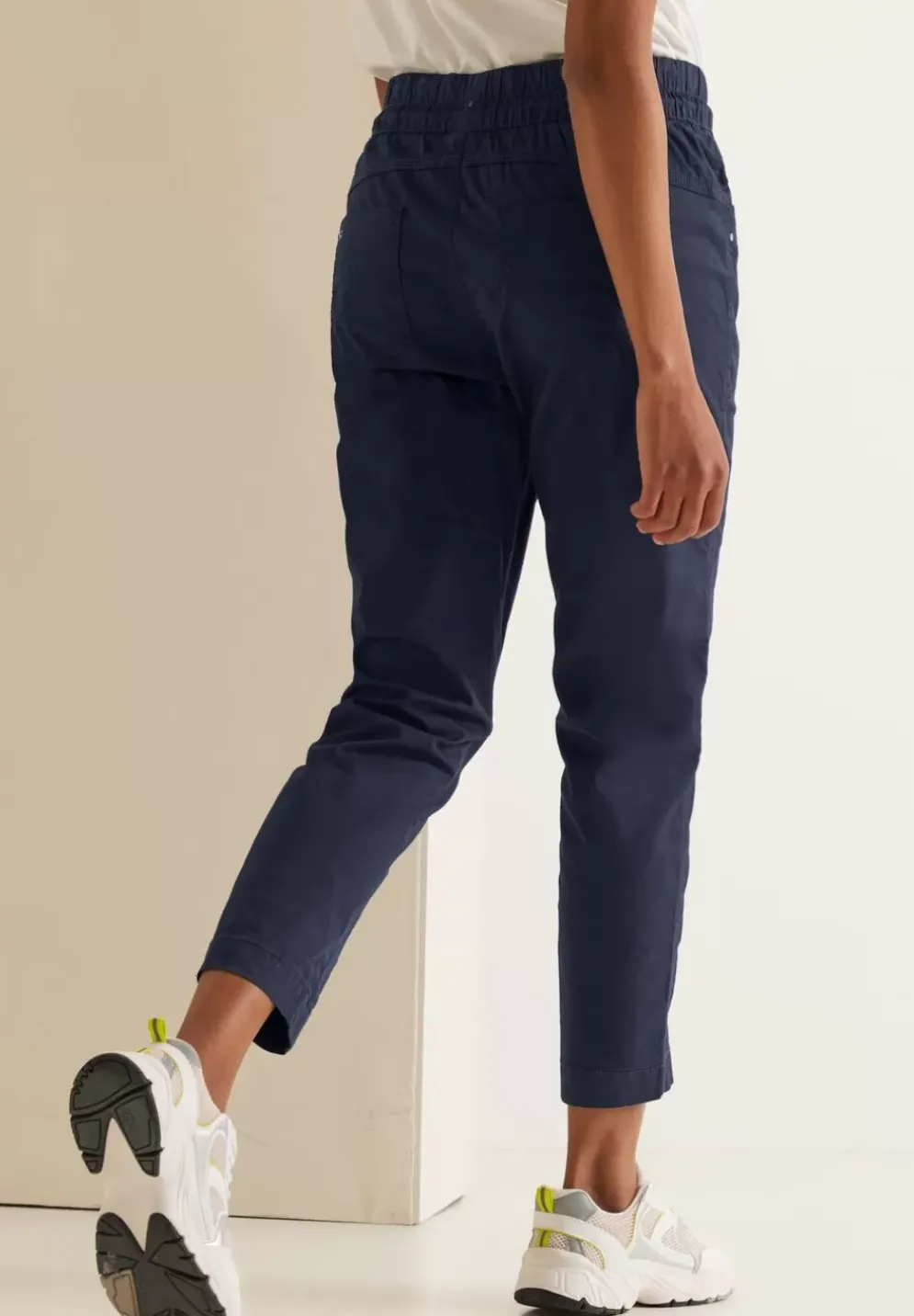 Loose Fit Hose
